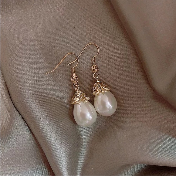 Dainty Pearl Drop Earrings - Picture 1 of 2